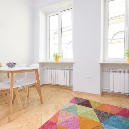 Bright And Modern Apartment In The Heart Of The Old And New Town Warschau Exterior foto