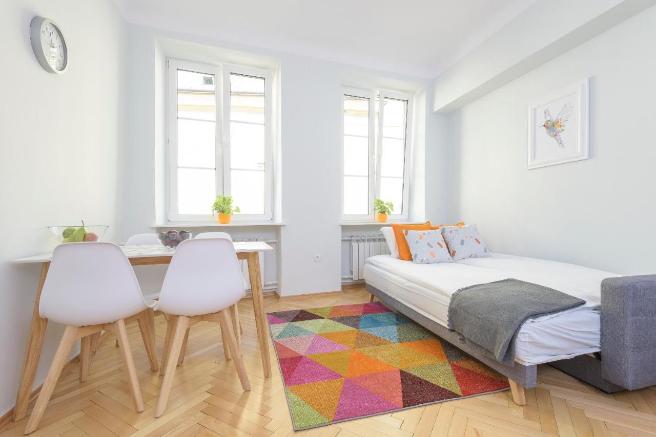 Bright And Modern Apartment In The Heart Of The Old And New Town Warschau Exterior foto